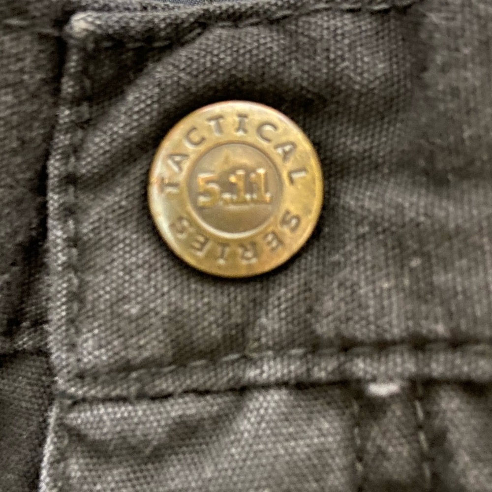 5.11 Tactical Series Cargo Pants. W30 L37. - Picture 7 of 9